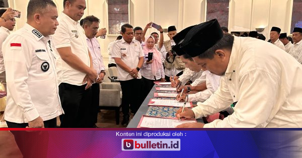 Pengurus RT dan RW Palu Timur Periode 2025-2029 Resmi Dilantik - bulletin