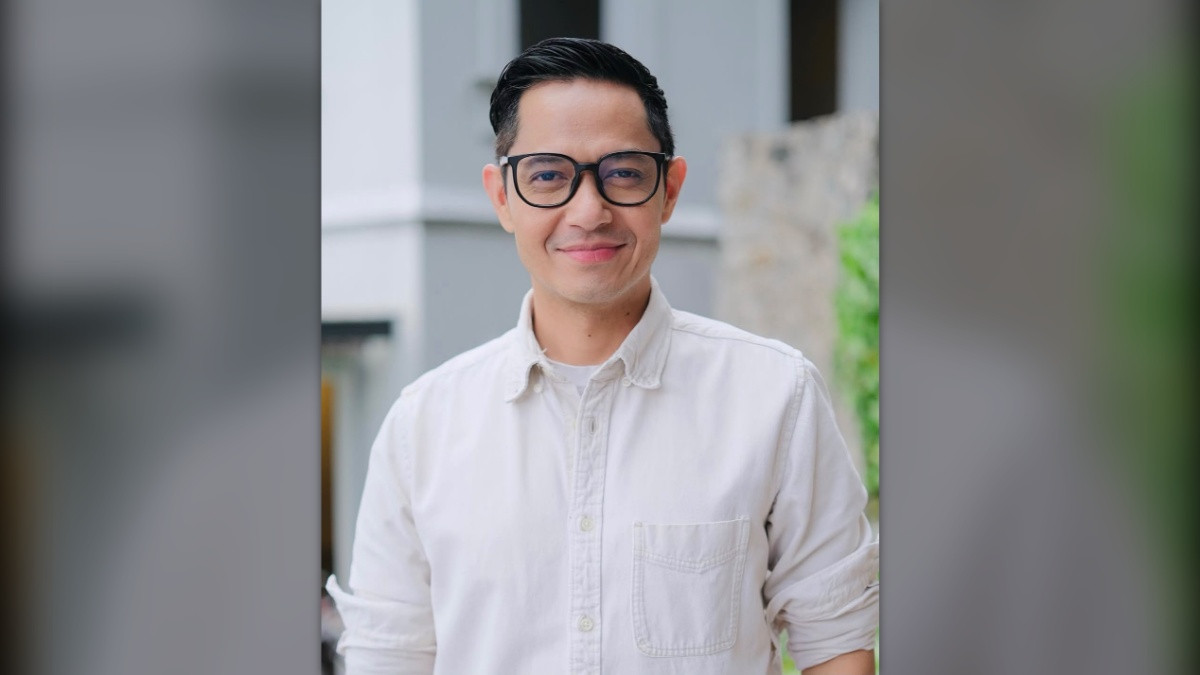 Dude Harlino Kembalikan Honor