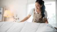 Membersihkan Kasur dari Tungau