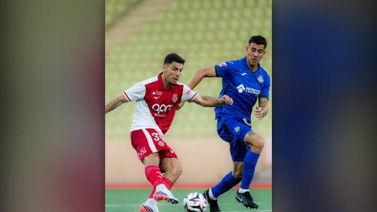 Monaco Menang Tipis