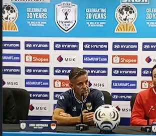 Timnas Hadapi Singapura