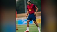 Liverpool pinjam Ronald Araujo