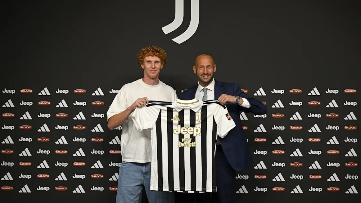 Juventus Rekrut Christian Corradi