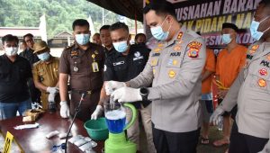 Polres Morowali Utara Musnahkan Sabu