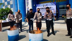 Pemusnahan Material Regident