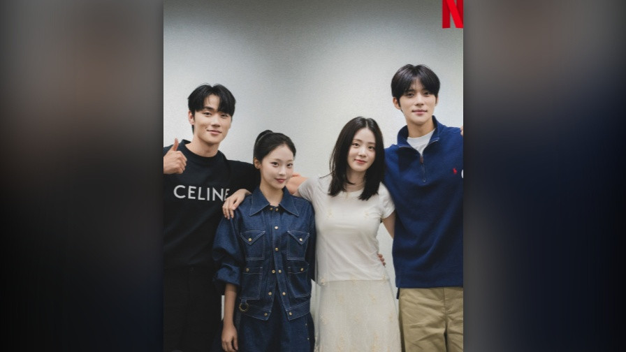 Drama Remaja No Crushing Allowed