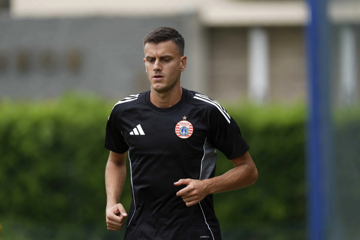 Alexander Jeremejeff Persija
