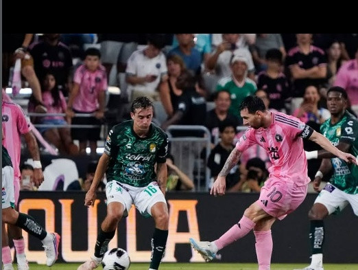 Jordi Cortizo cetak gol