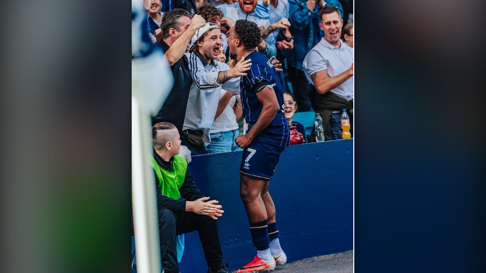 Millwall hancurkan Norwich City