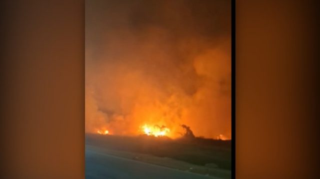 lahan kosong Tallasa City Makassar terbakar
