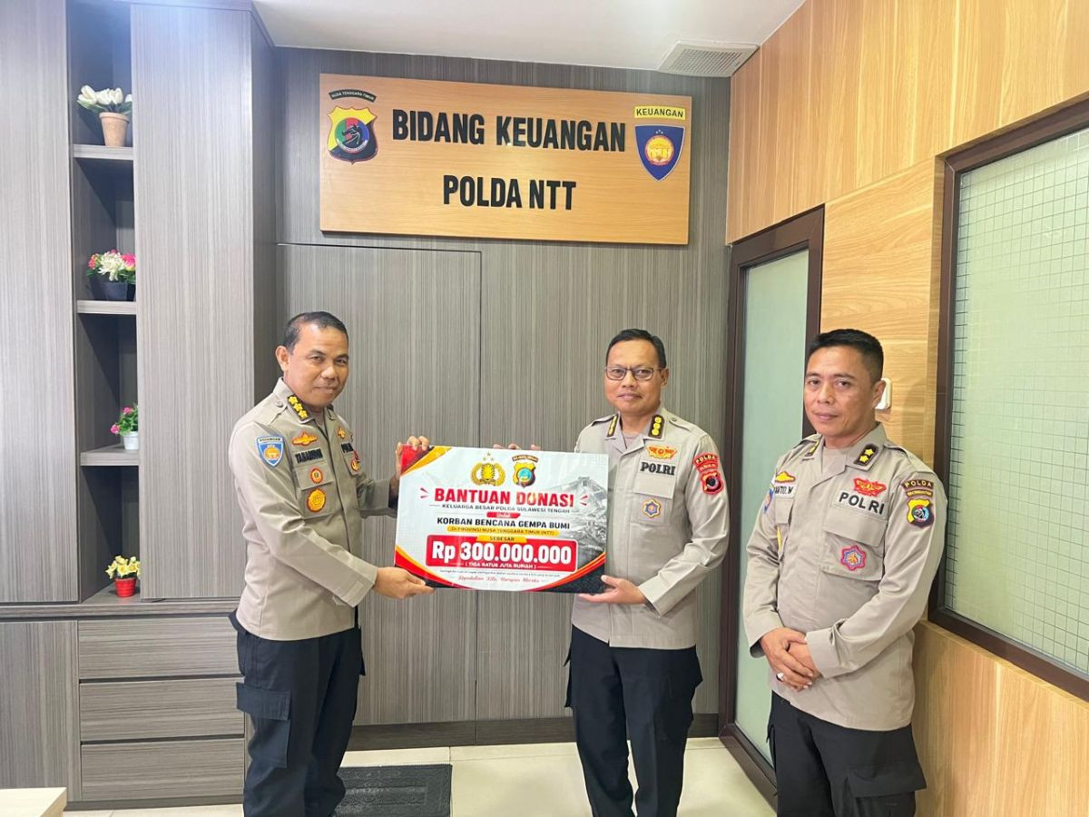 Bantuan Kemanusiaan Polda Sulteng NTT