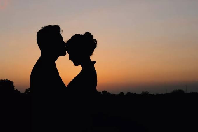 Zodiak Paling Romantis