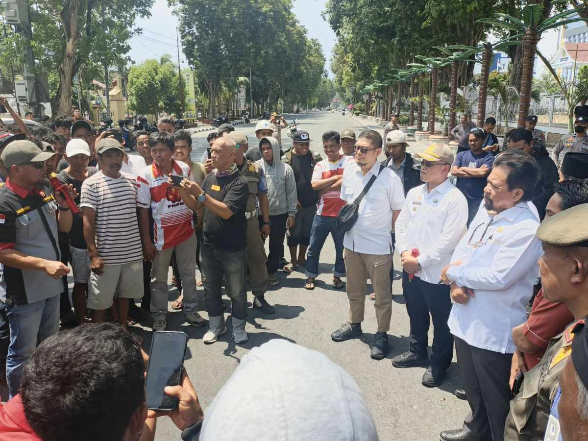 BBM Subsidi SPBU Mamboro