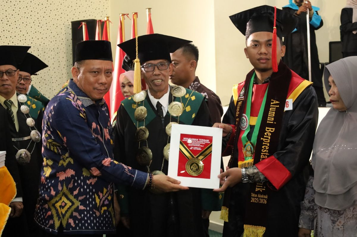 Lulusan PGMI UIN Datokarama
