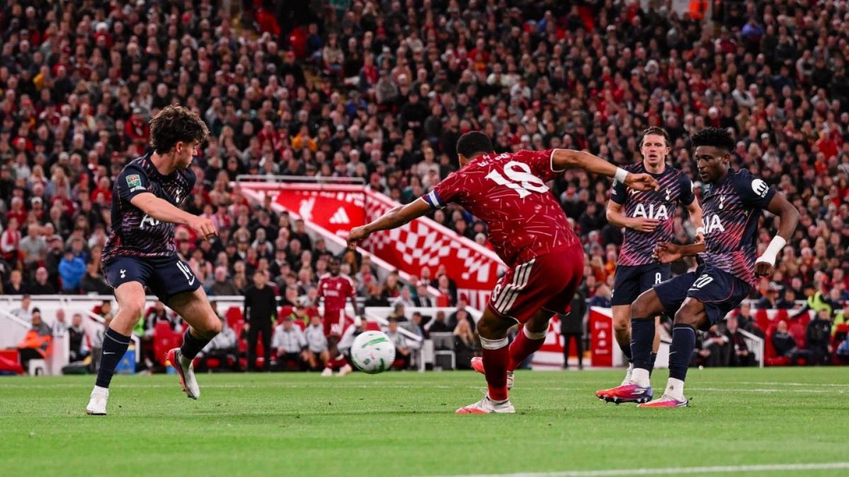 Szoboszlai Selamatkan Liverpool