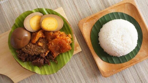 Kuliner Jadul Kumpul Keluarga